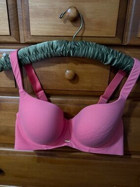 Lane Bryant Cacique Modern Luxe Balconette Bra 40C in Coral